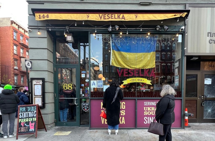 The film about the Ukrainian restaurant Veselka in New York will be narrated by David Duchovny