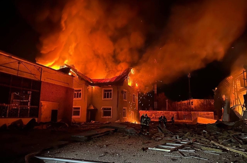 Fire erupts at Kyiv region enterprise after drones' debris falls