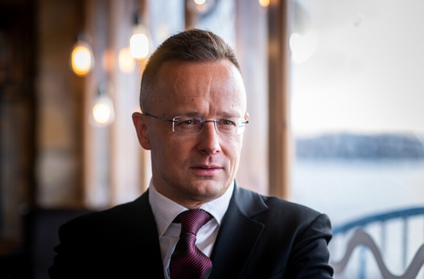 Péter Szijjártó, stated that Hungary would not assist Ukraine with weapons