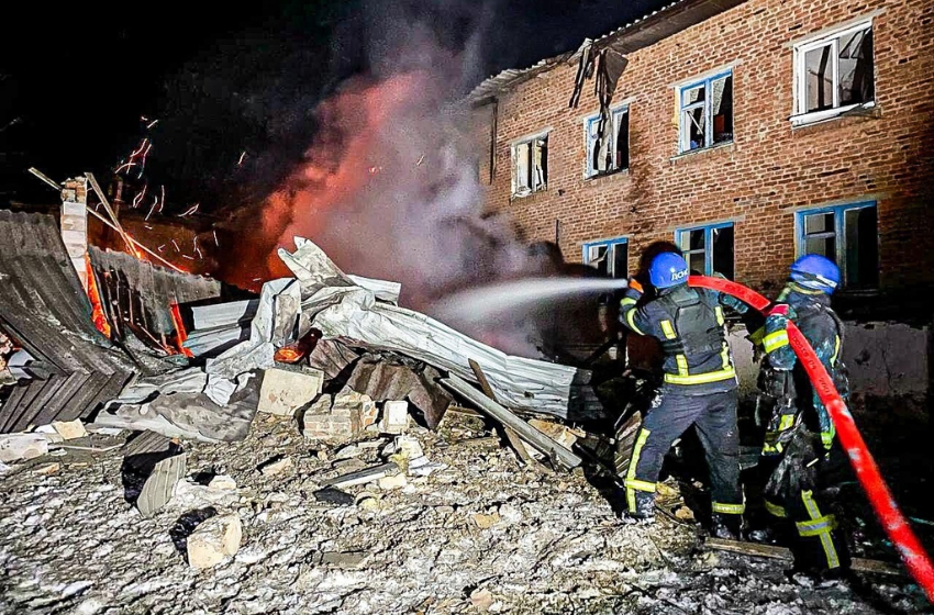 In Velykyi Burluk, Kharkiv region, a cafe and a medical facility were damaged as a result of drone attacks