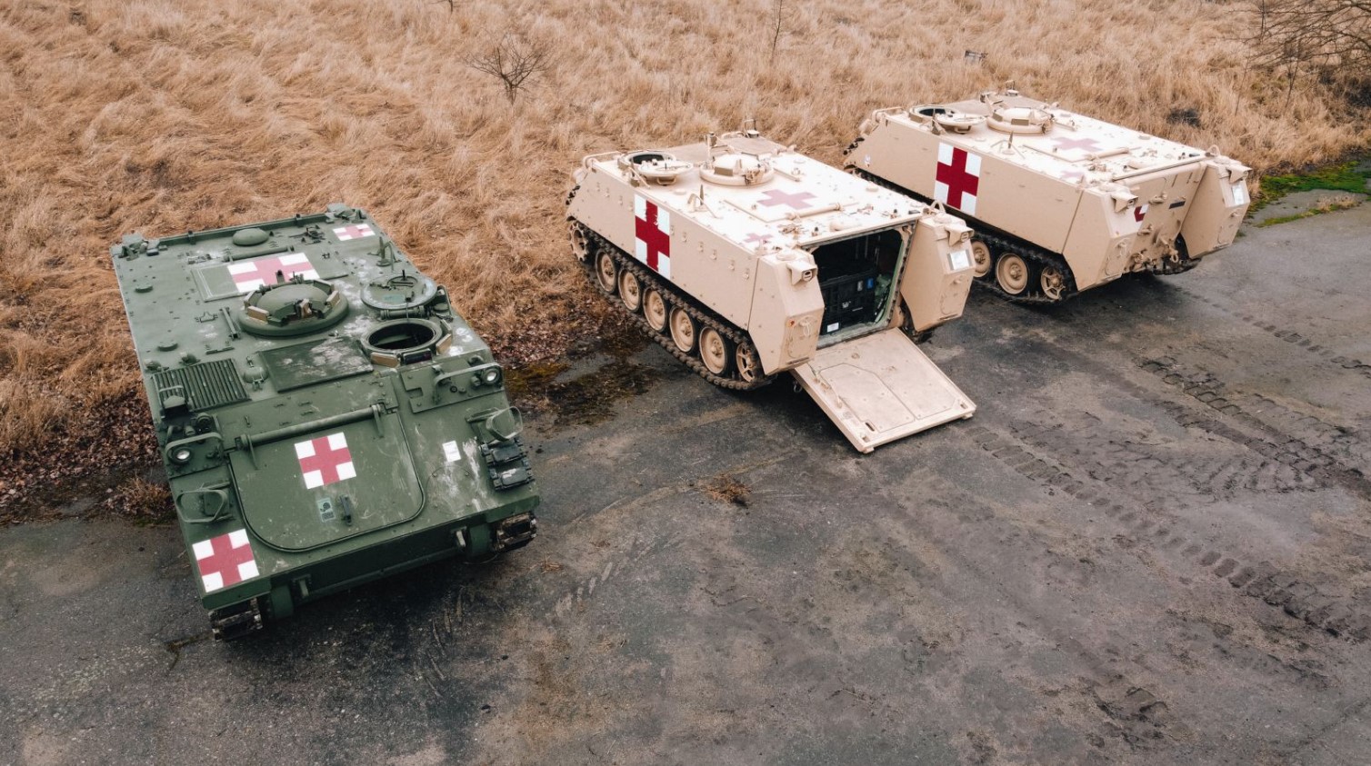 Ukraine receives M113 armored personnel carriers for battlefield medical evacuation