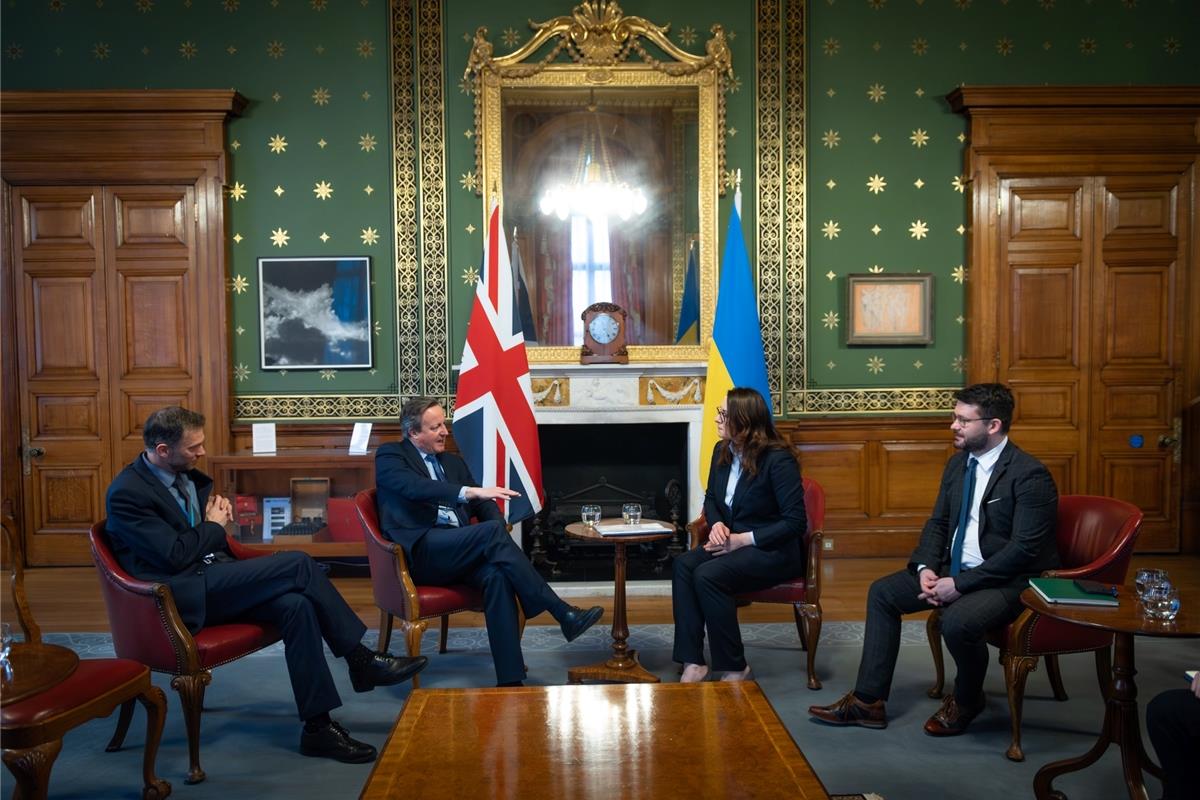 Велика Британія готова й надалі надавати практичну допомогу Україні