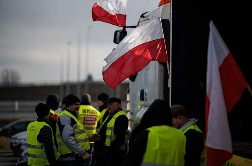 Polish farmers are ending the blockade of the Russian border