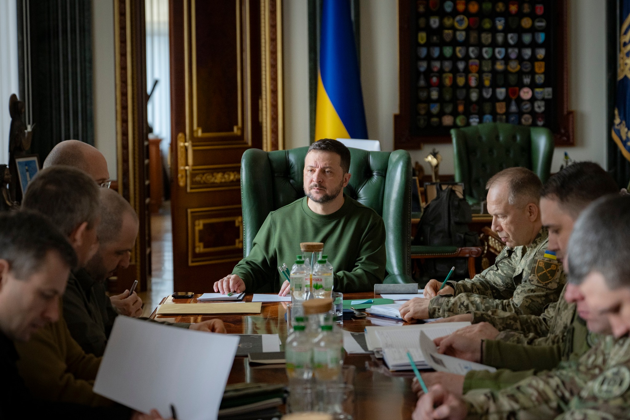 Drones and EW: Zelensky held a meeting with military and government officials
