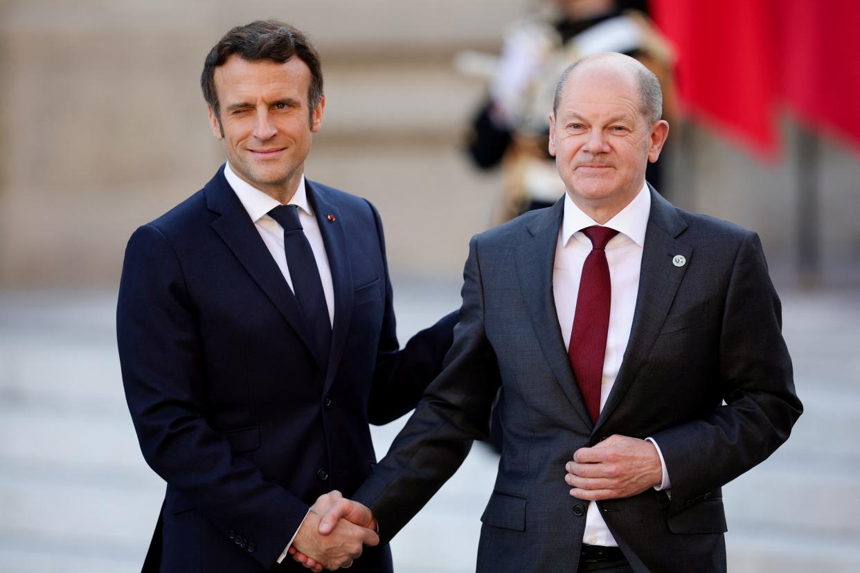 Macron and Scholz discussed military support for Ukraine
