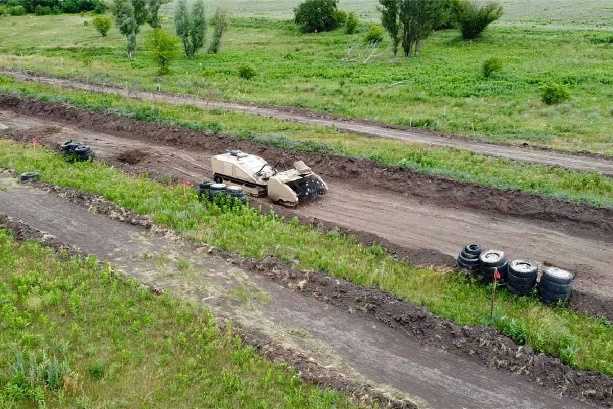 The heavy mine clearance vehicle MV-10, partially manufactured in Ukraine, has successfully passed certification