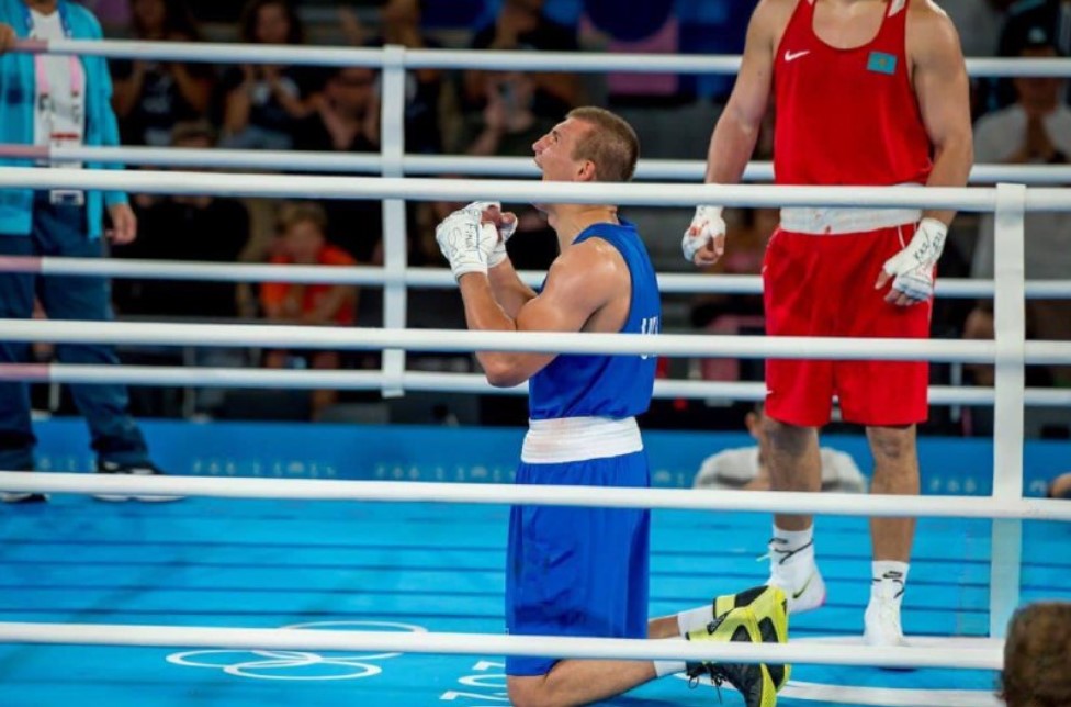 Oleksandr Khyzhniak has become an Olympic boxing champion