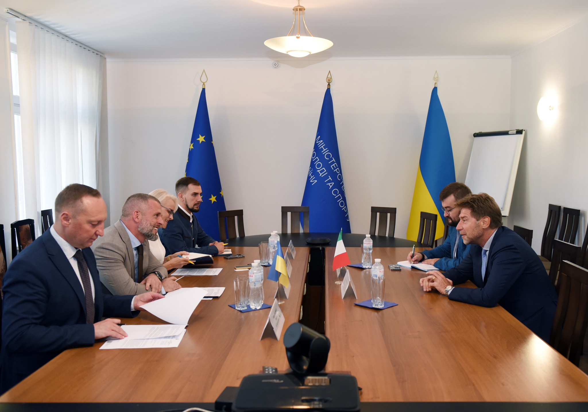 Ukraine Seeks Italy's Support to Include Youth and Sports in URC2025 Programme