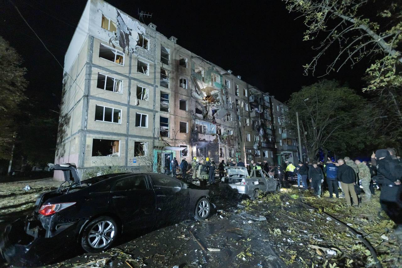 The number of wounded from the airstrike on a five-story residential building in Kharkiv has risen to 12