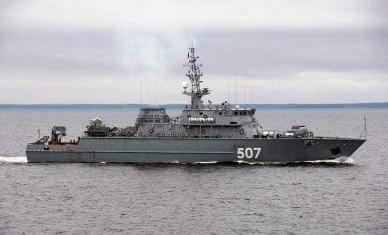 Defence Intelligence:  The Baltic Fleet minesweeper Alexander Obukhov has been rendered inoperable