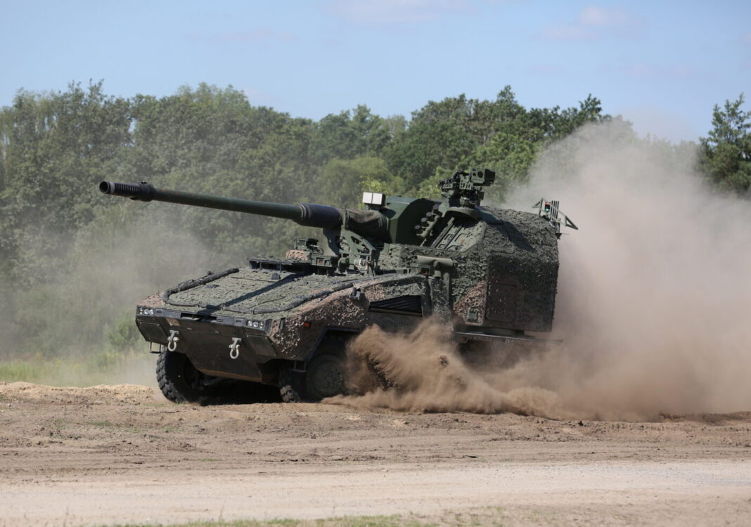 KNDS plans to deliver first RCH 155 self-propelled howitzers to Ukraine in April 2025