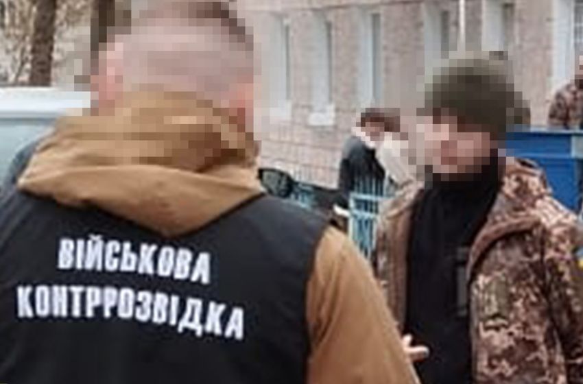 The Security Service of Ukraine detained a Russian spy within the ranks of the Territorial Center for Recruitment in Volyn