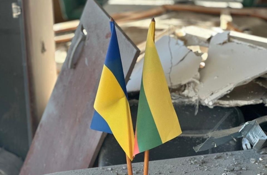 Lithuanian Foreign Minister highlights damage to Honorary Consulate in Kherson after Russian attack