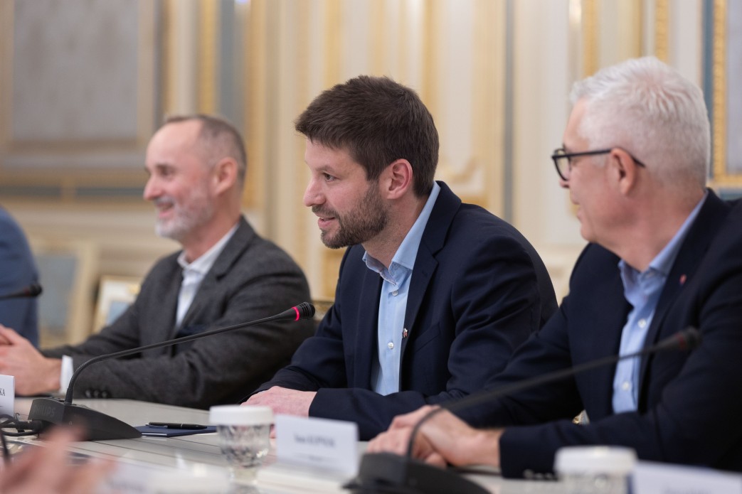 Volodymyr Zelensky met with Slovak Parliamentarians