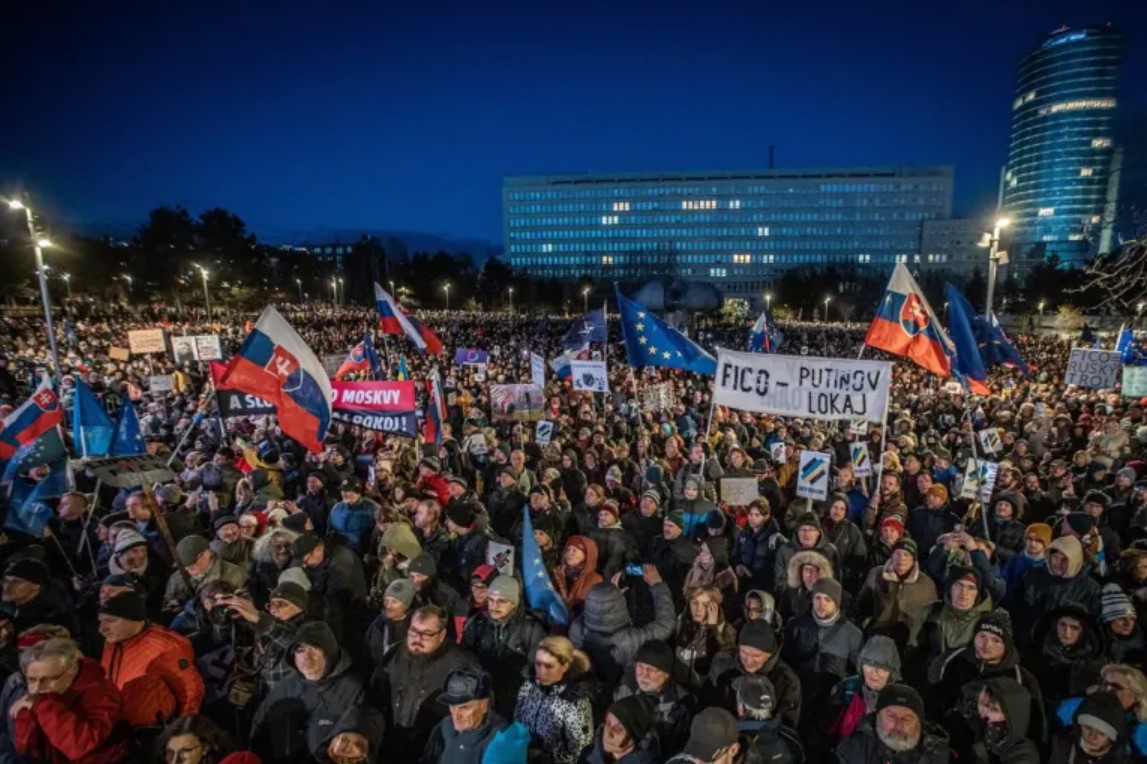 RLI: The Slovak government may appeal to the Russian Federation to suppress protests