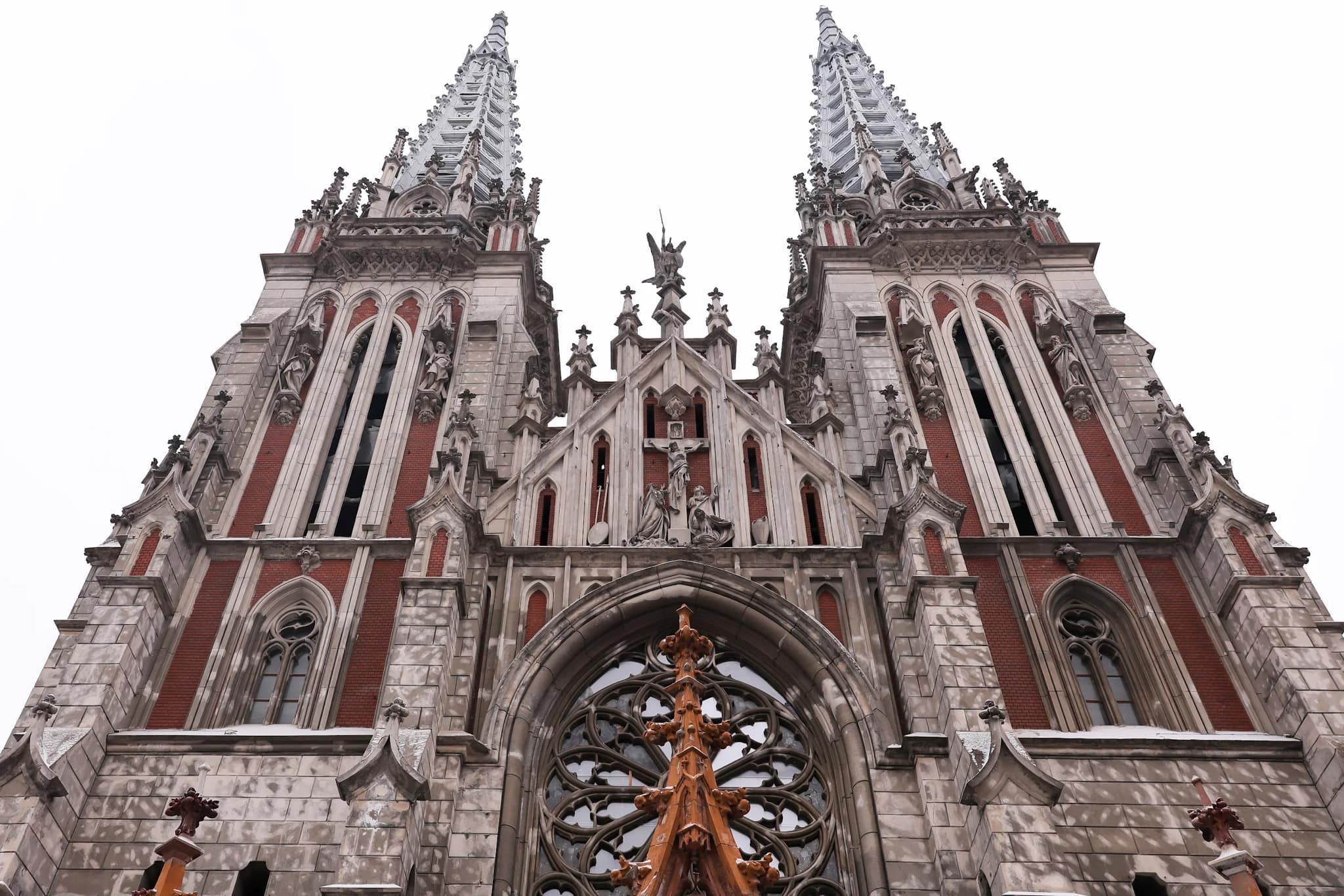 Ukraine offers Hungary to restore St. Nicholas Church in Kyiv damaged by Russian missile