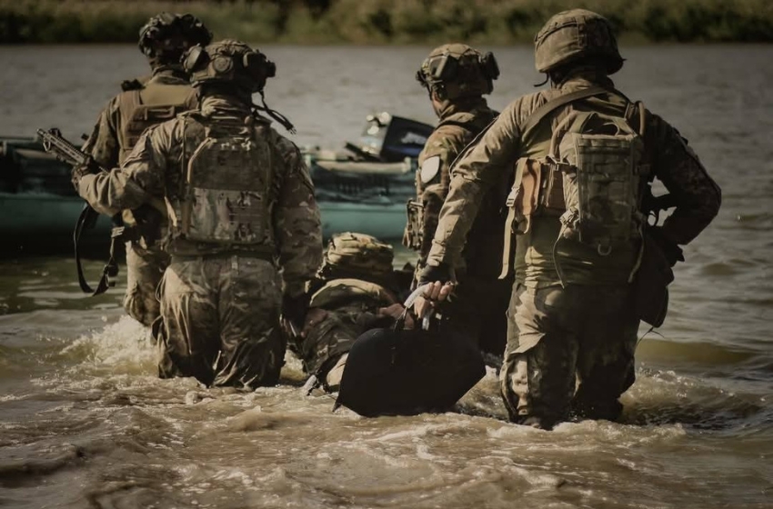 Russian troops are attempting to establish a foothold on the Bugaz Island to cross the Dnieper River