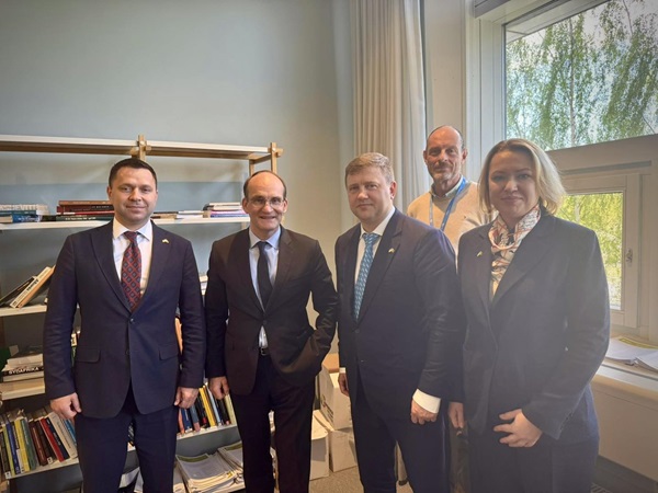 Ukraine and Japan are deepening cooperation in fisheries and land reclamation