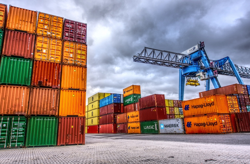6 million tons of products passed through the sea corridor in April