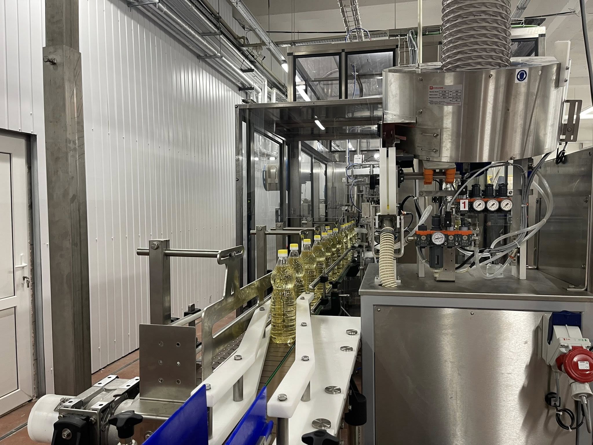 A relocated plant launched a new oil bottling line in an industrial park in the Ternopil region
