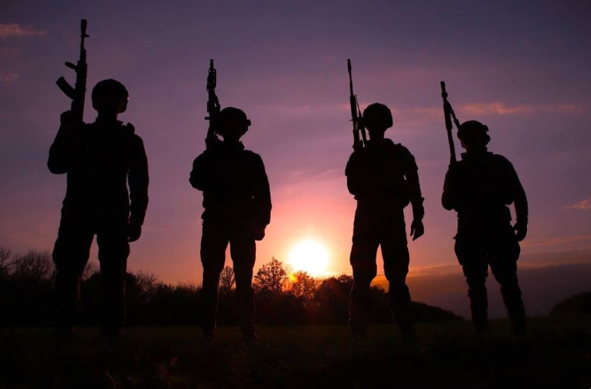 The Russian army has lost another 1,040 troops in Ukraine