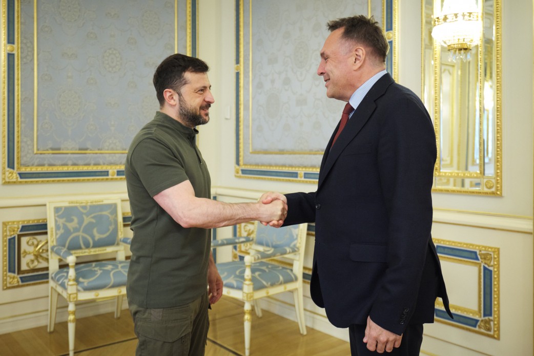 President meets with Norway’s Minister of Defense