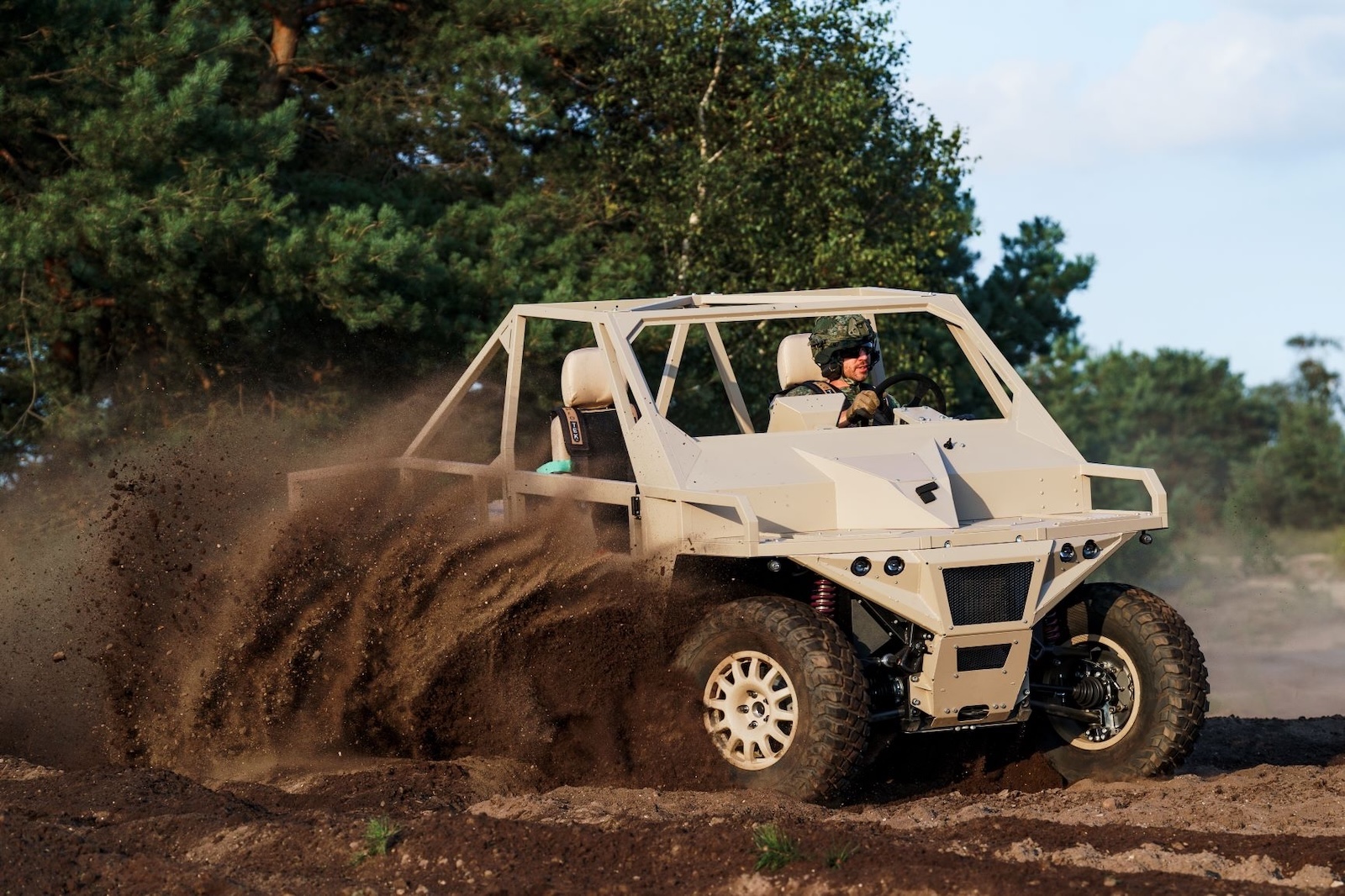 Ukraine becomes first country in the world to receive Ermine buggies from Rheinmetall