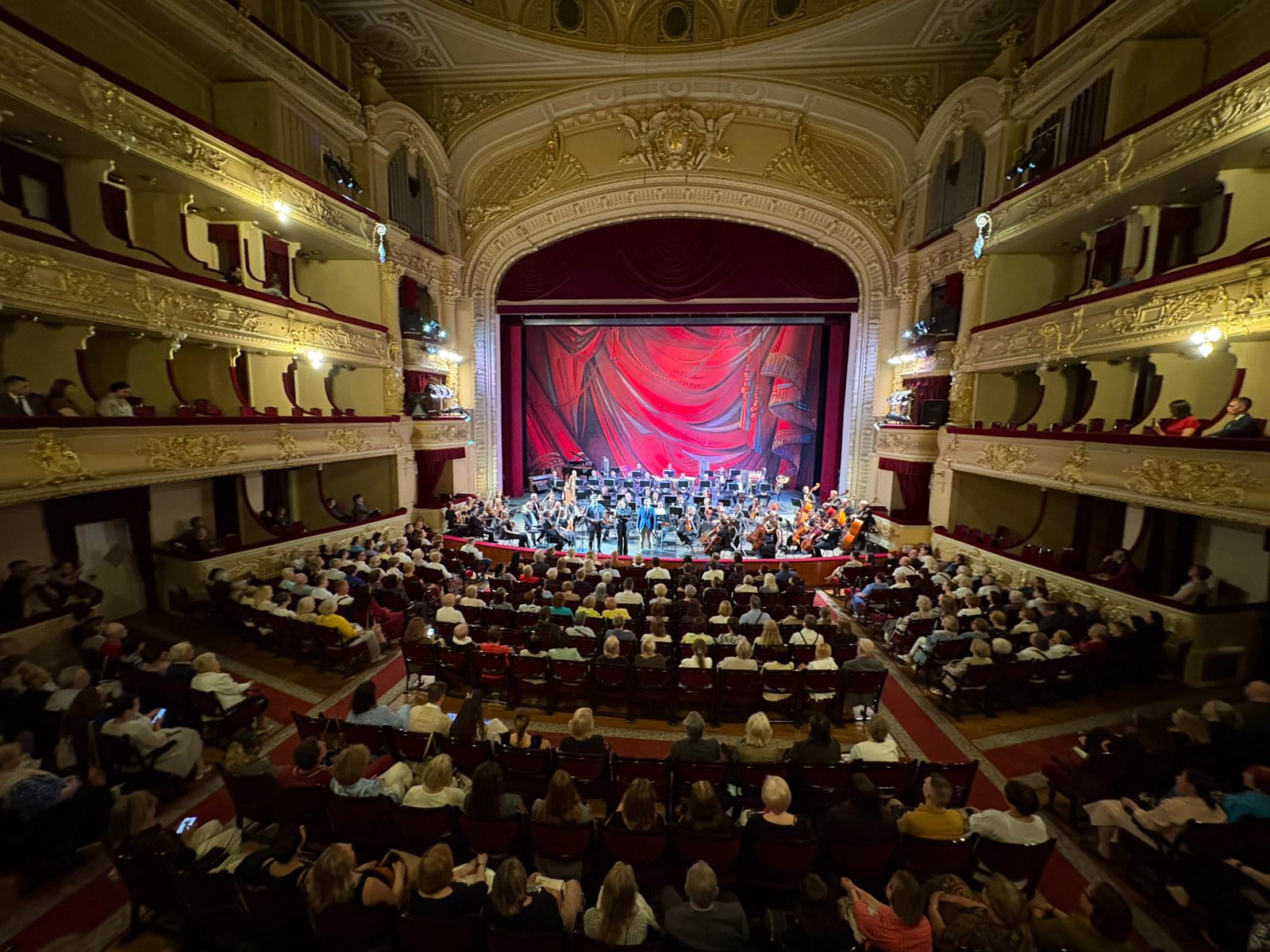 A special concert titled 'The Muses of Puccini' took place at the National Opera