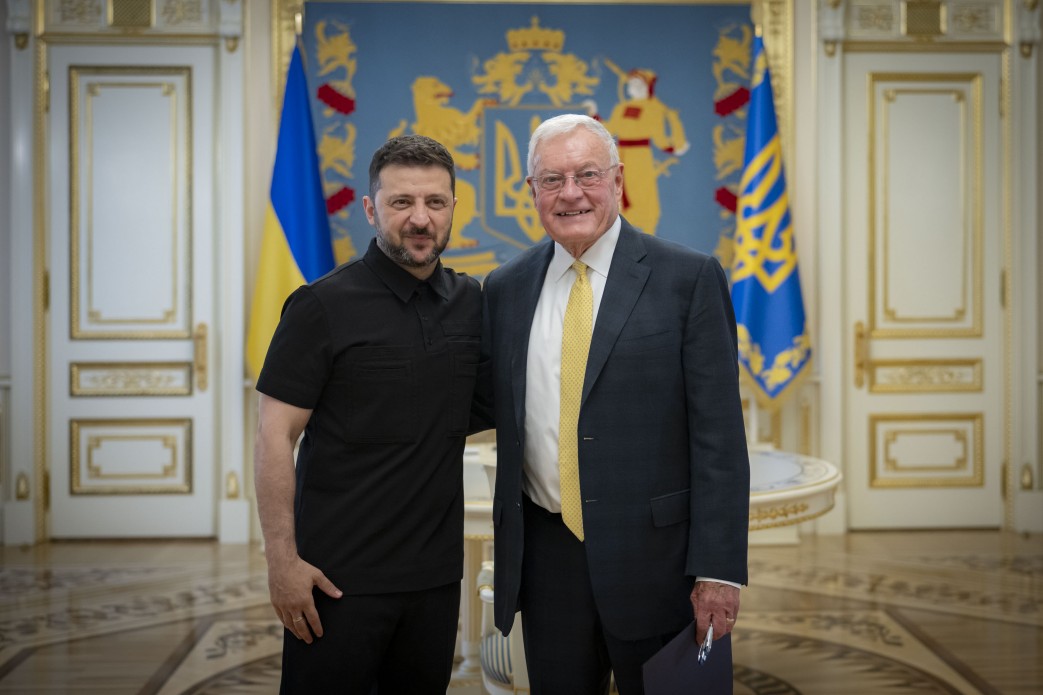 Volodymyr Zelensky meets with U.S. special envoy Keith Kellogg