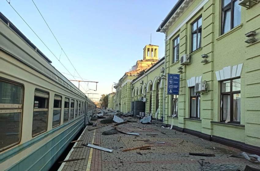 Russian attacks inflict civilian losses and infrastructure damage across Ukraine