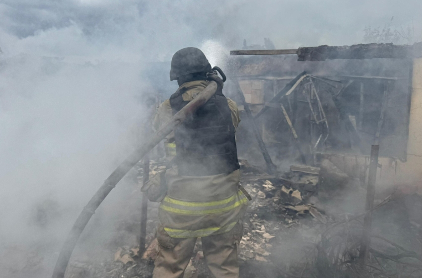 Russian strikes hit Ukrainian regions, injuring civilians and damaging infrastructure