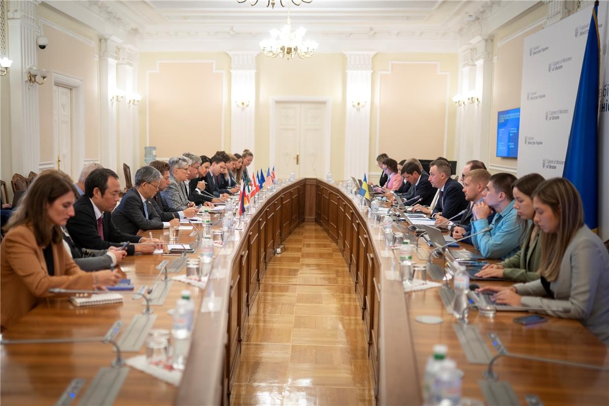 The Ministry of Economy team met with ambassadors from the G7 countries and the EU