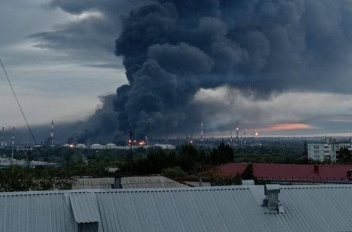 During the night, the Defense Forces struck the Kuybyshev and Afipsky oil refineries in Russia