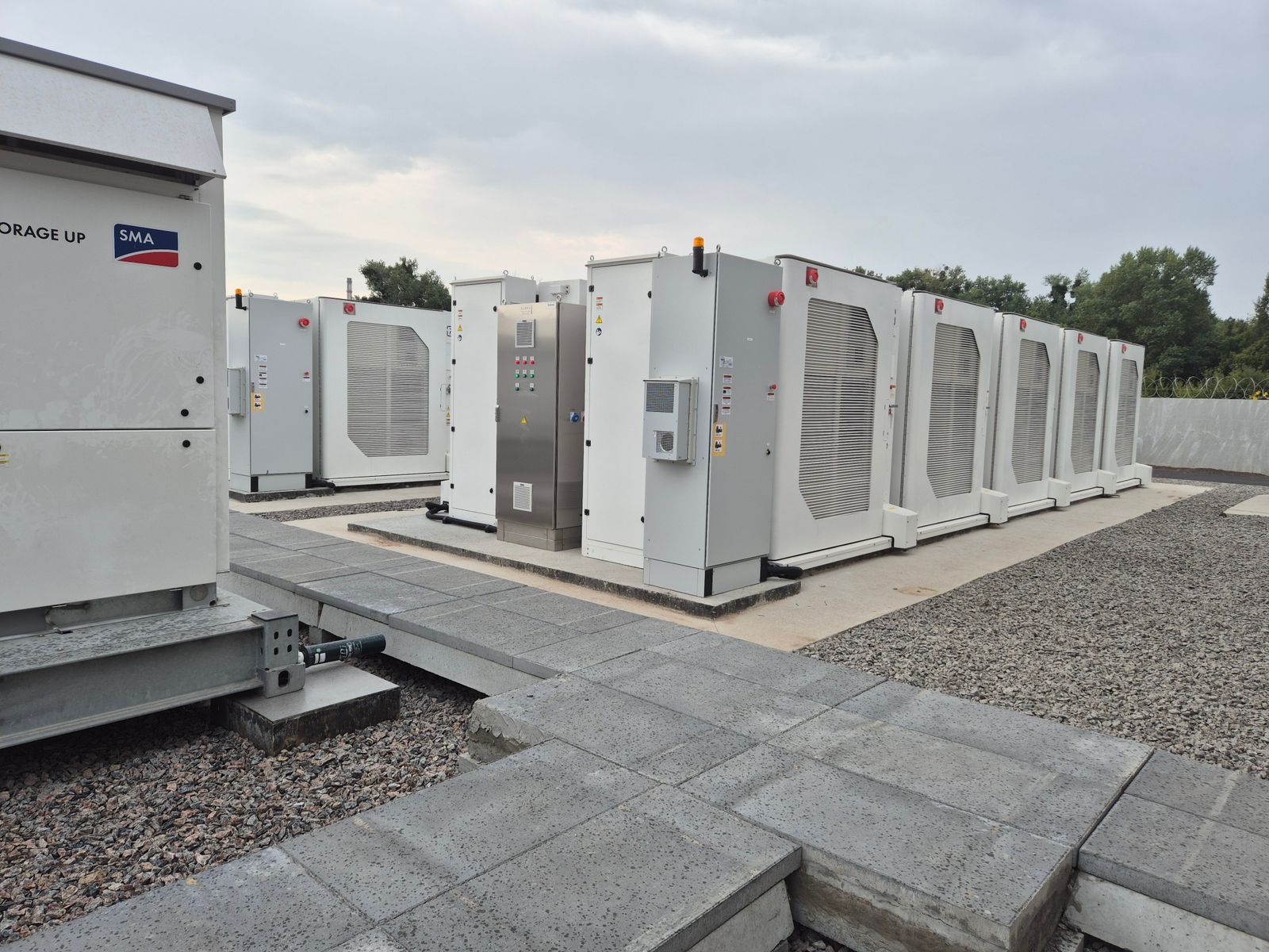 A 200 MW energy storage system has become operational in Ukraine