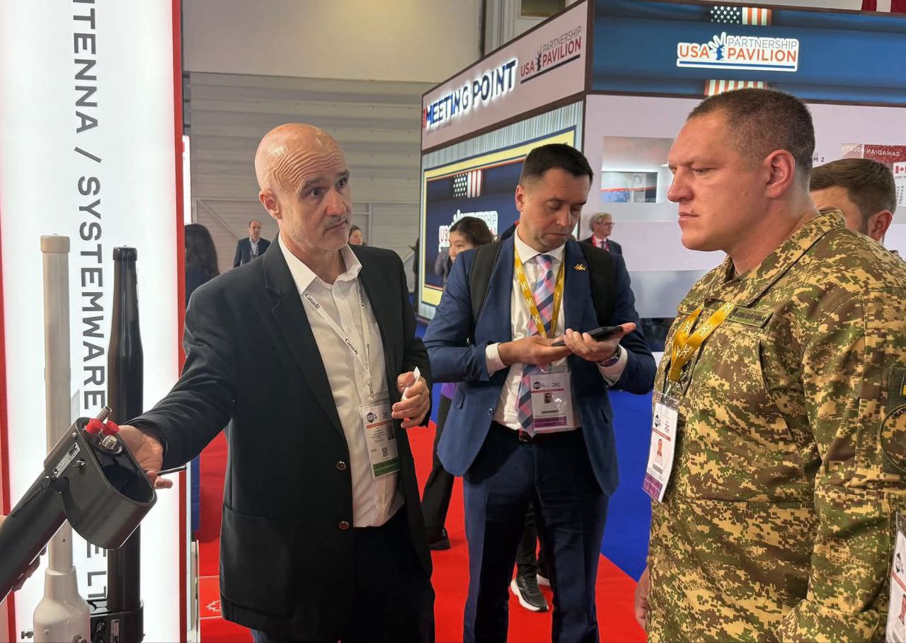 Ukraine’s National Guard opens talks with top arms manufacturers at London exhibition