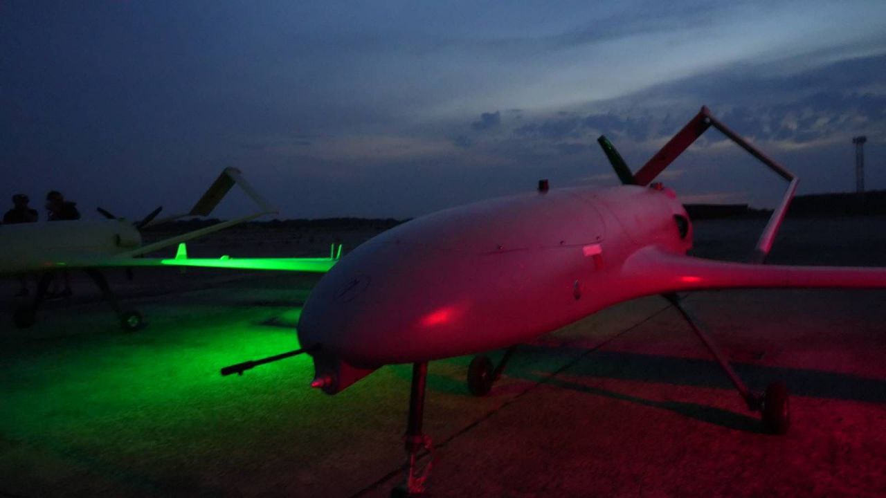 Volodymyr Zelenky: Ukraine proposes major drone and weapons deals to the US