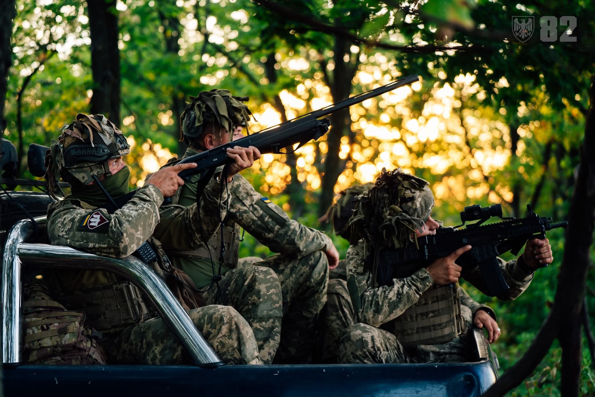 The Russian army has lost another 1,010 personnel, two planes, and a helicopter