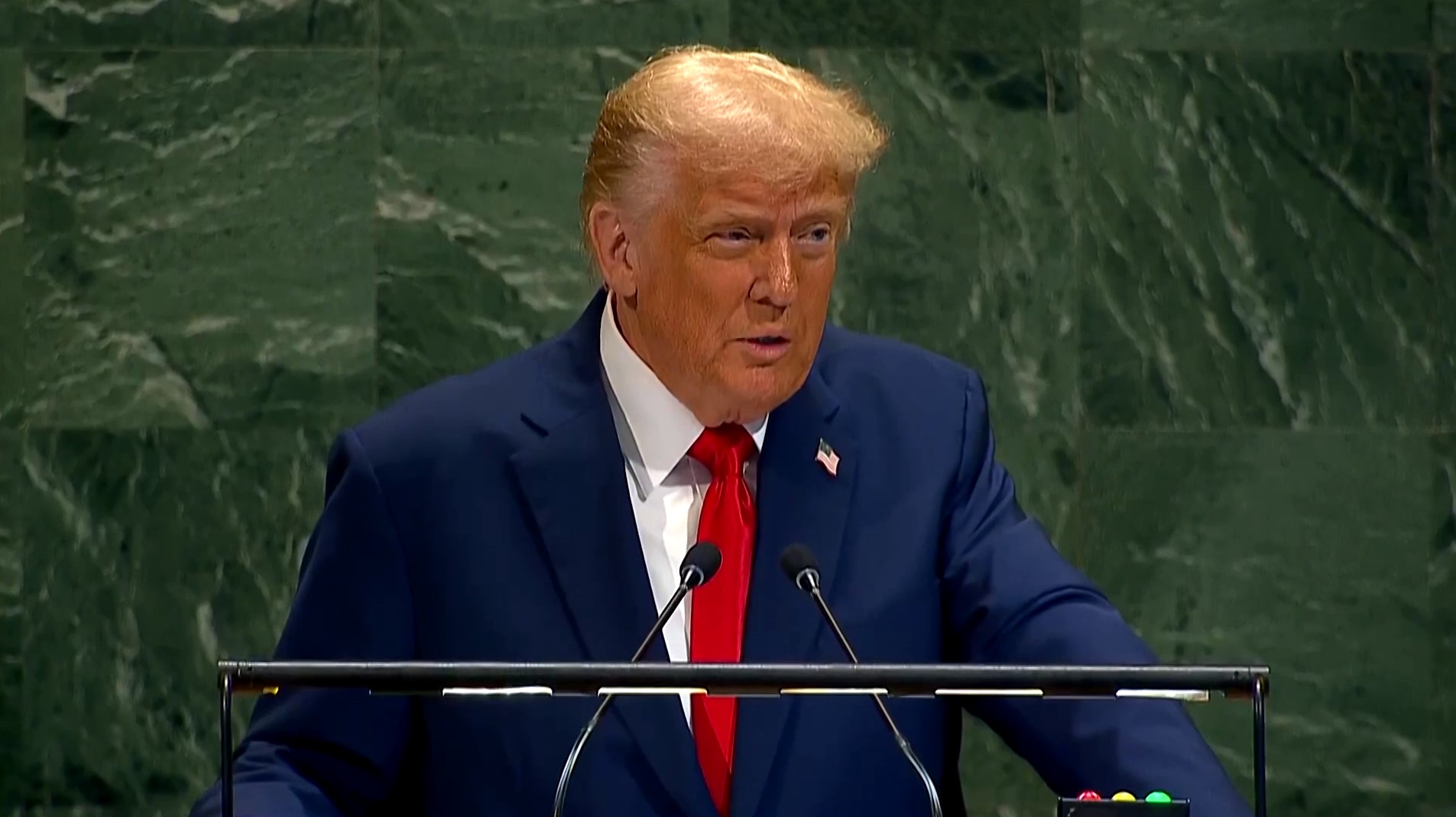Trump at the UN: U.S. Will impose strong sanctions if Russia refuses peace
