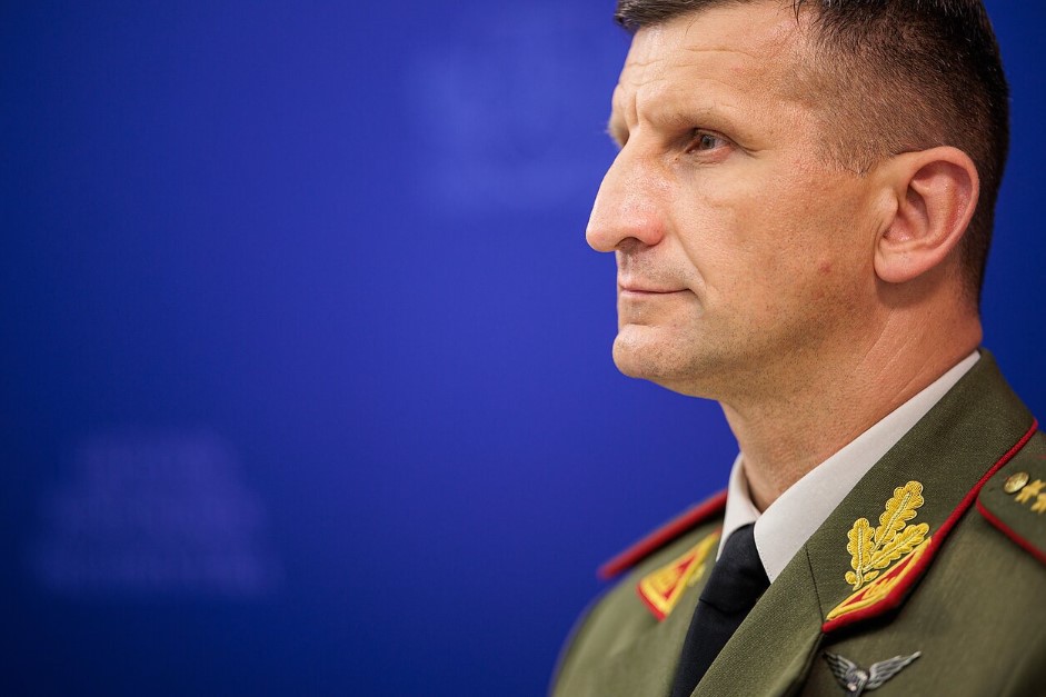 Lithuania’s top defence official warns total airspace security unachievable