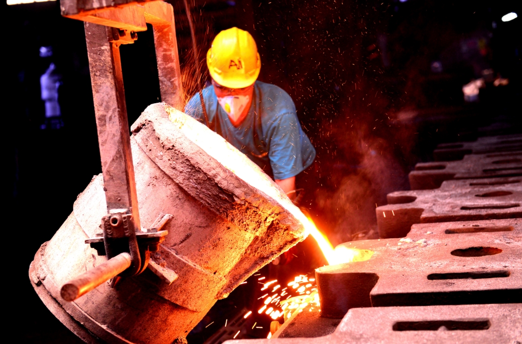 Ukrainian iron ore supplies Polish steel mills. Russia is completely cut off.