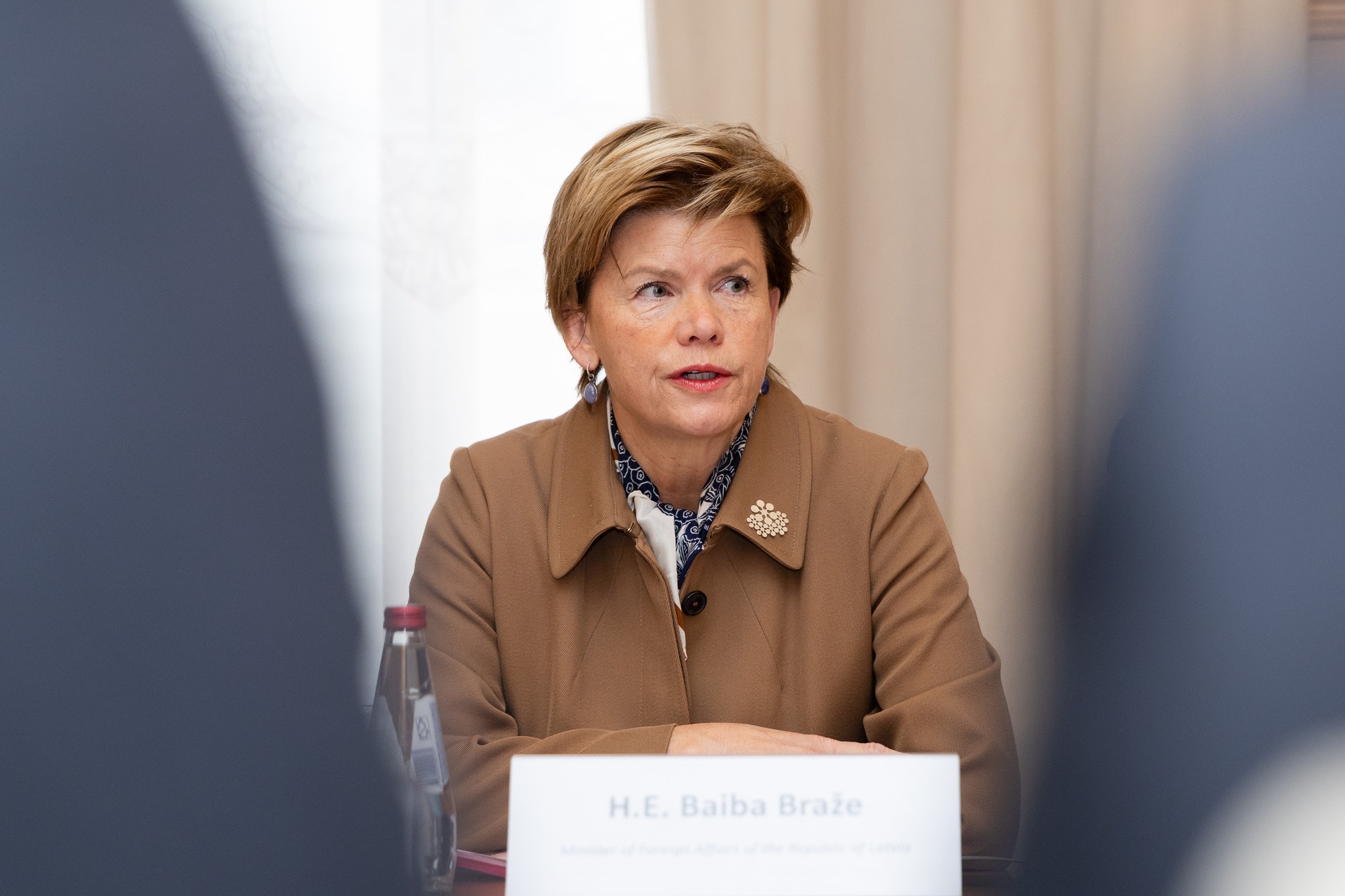 Everyone in Europe agrees that the frozen assets will not be returned to Russia.
