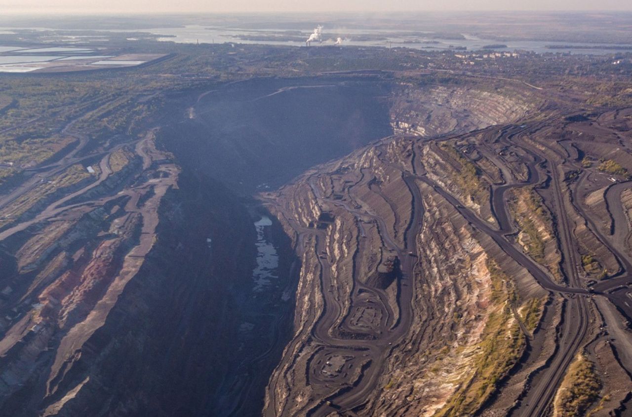 Ferrexpo halts iron ore exports after Russian strikes disrupt energy supply in Ukraine