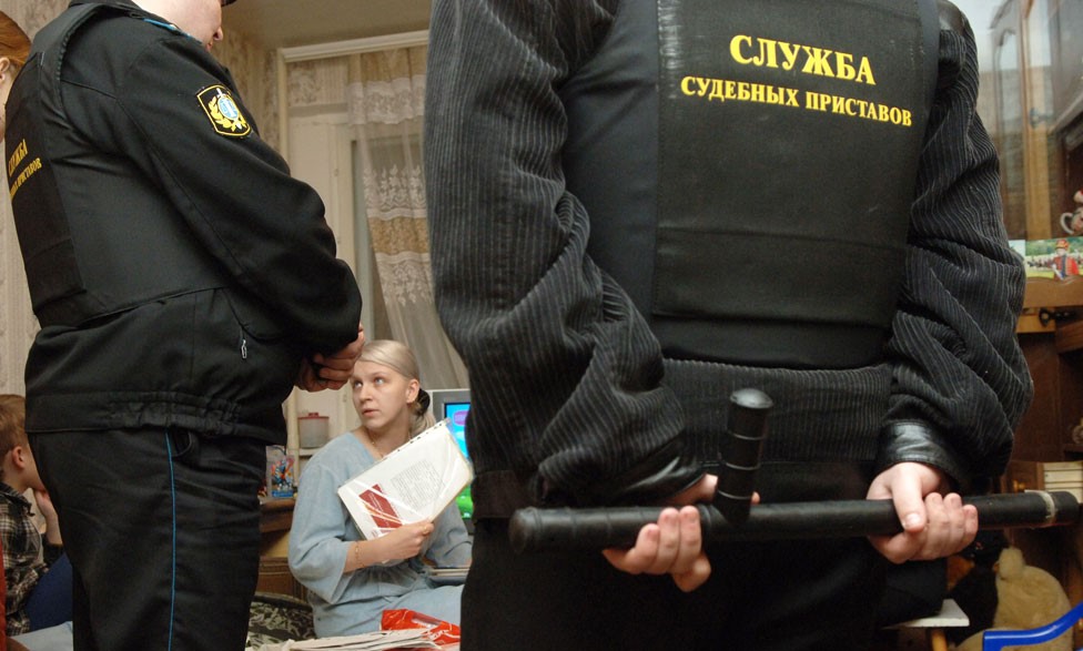 Foreign Intelligence Service: Russia expands forced confiscations to combat budget deficits