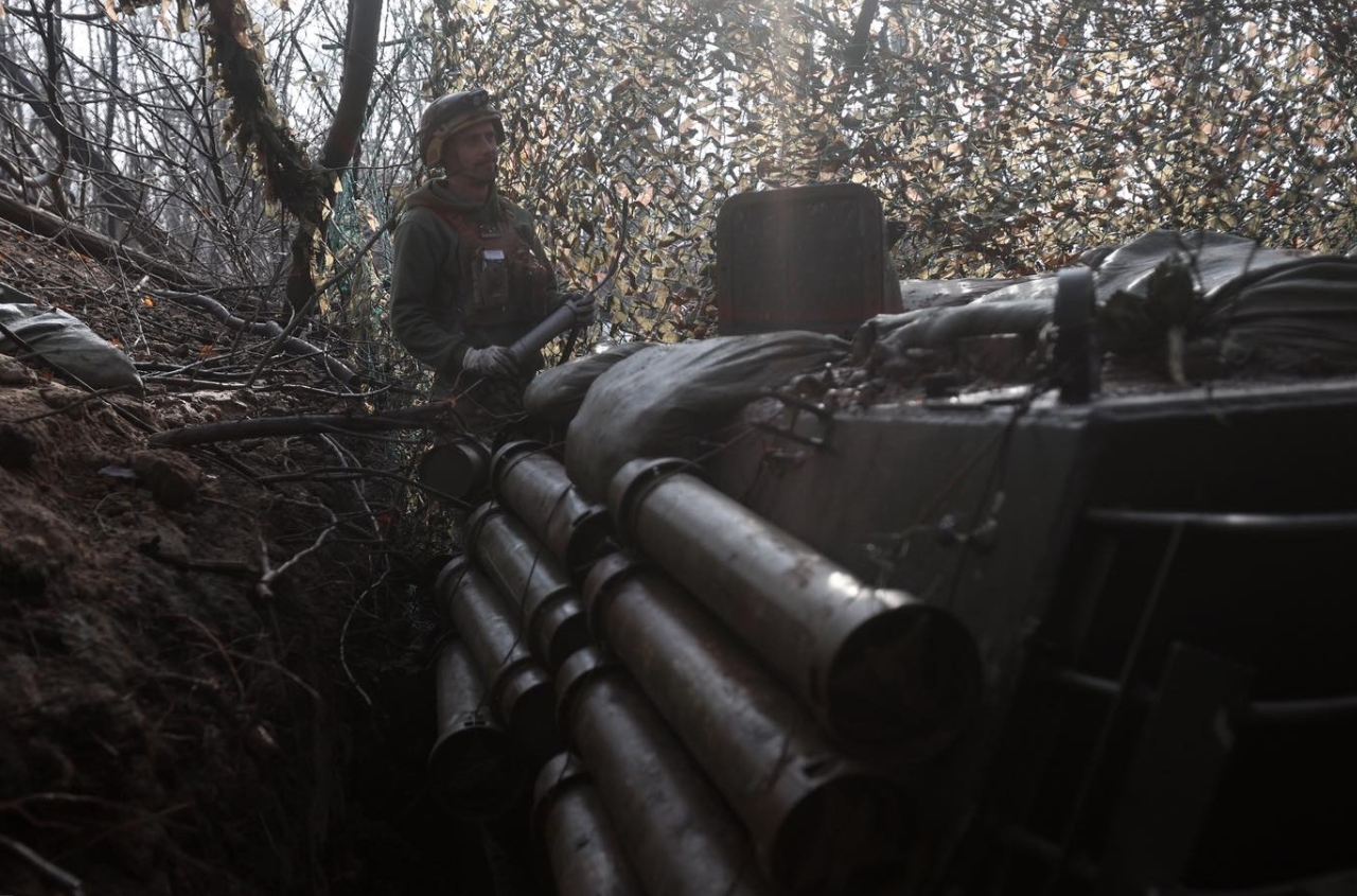 The Defense Forces are conducting clearing operations against Russian forces in the urban areas of Pokrovsk