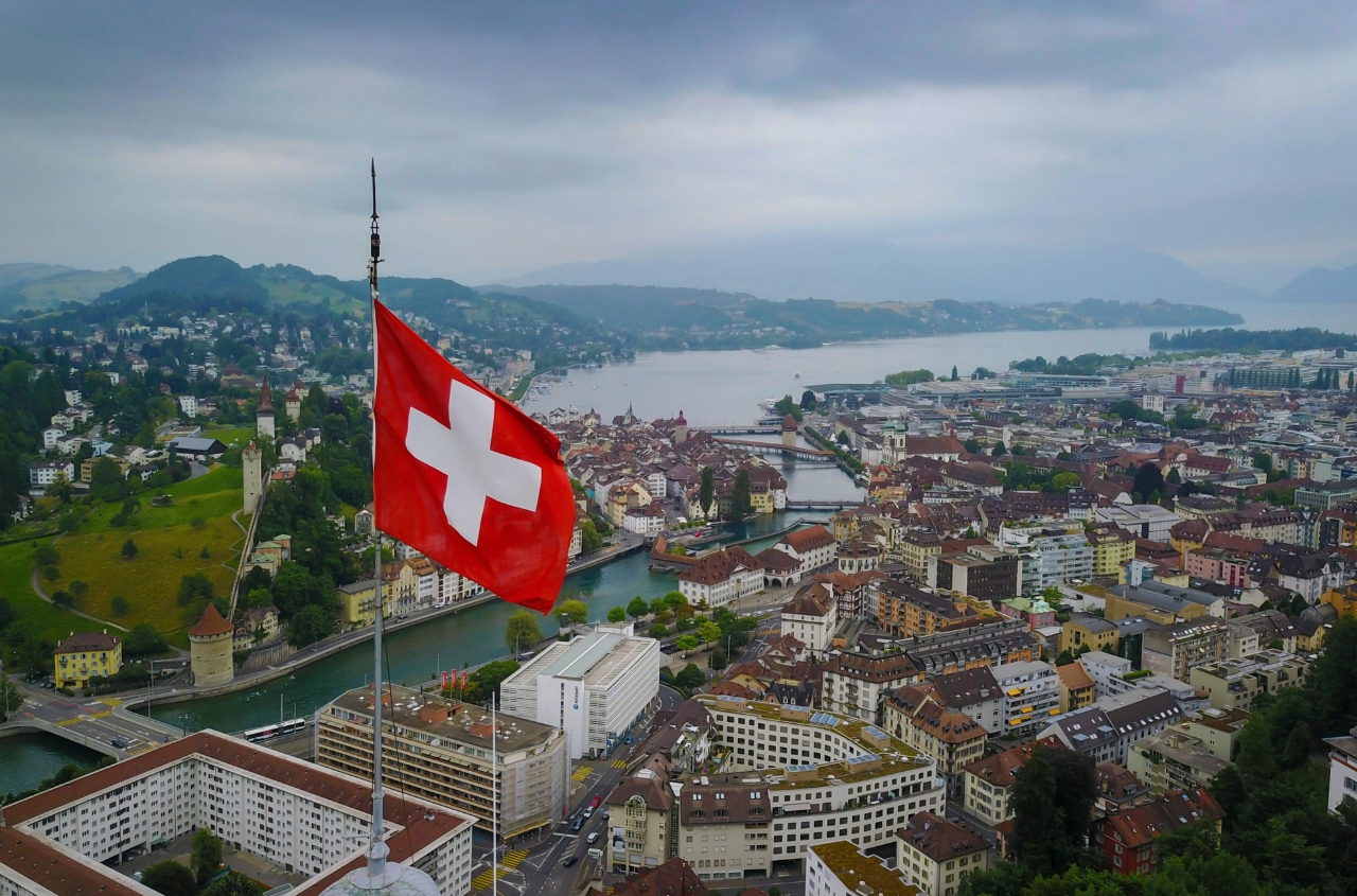 Switzerland expands sanctions on Russia and Belarus