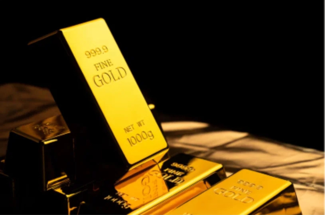 Russia sells gold reserves to China to cover budget gaps