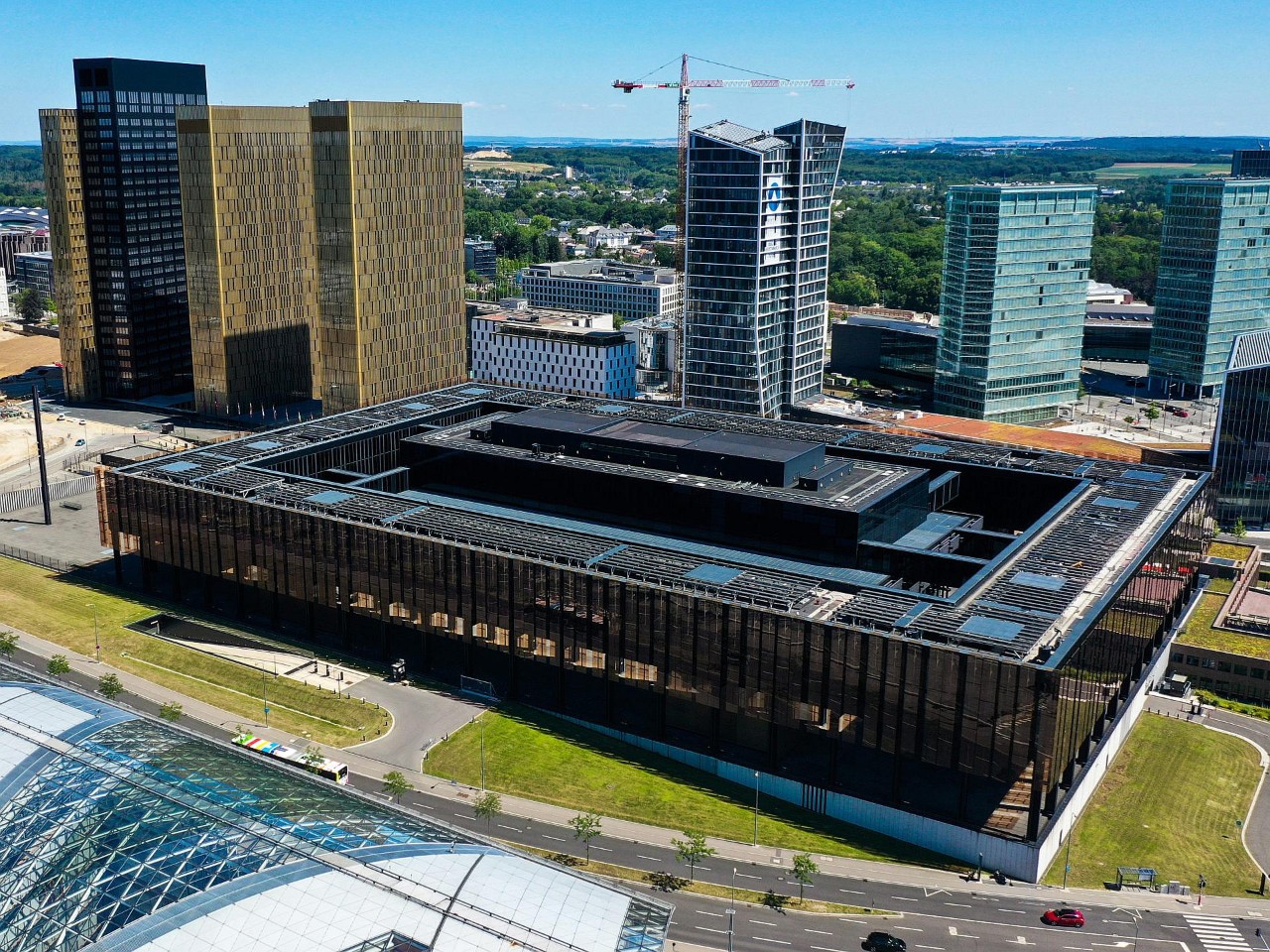 All EU states agree to open first accession cluster with Ukraine and Moldova