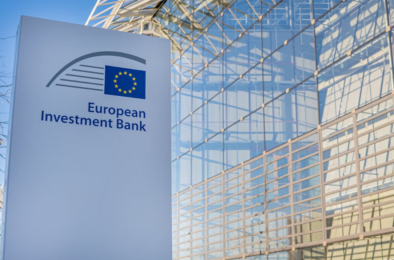 EIB announces €500 million package for Ukraine reconstruction and SMEs