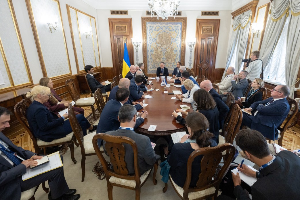 Ukraine and OSCE representatives discuss peace initiatives and pressure on Russia
