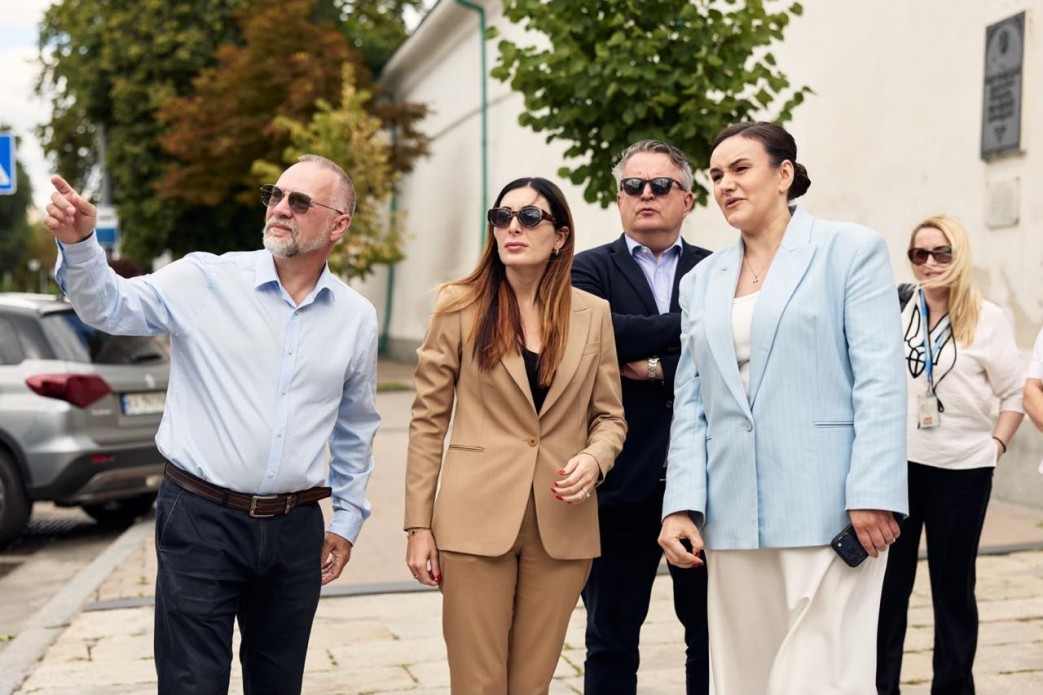 Serhii Kyslytsia meets US journalist Laura Loomer during Kyiv visit